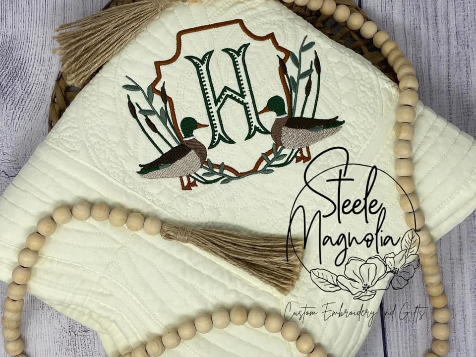 Classic Mallard Crest Heirloom Quilt